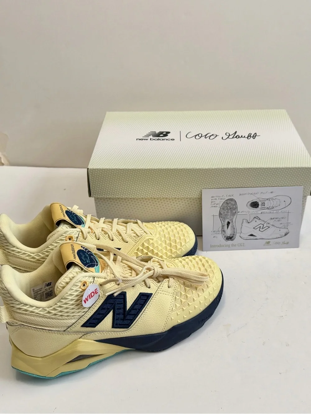 💠 NWT New Balance Coco CG2 Tennis Shoes Yellow Navy Size 8.5W Wide